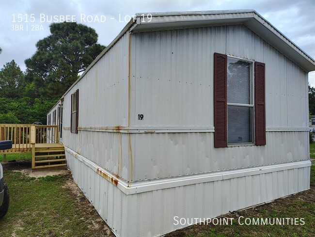 property at 1515 Busbee Rd