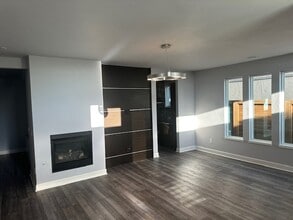 17337 Sparrowhawk Ln in Edmond, OK - Building Photo - Building Photo