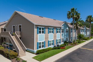 The Palms at Amelia Apartments