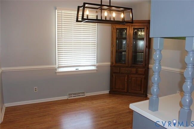 18710 Cox Rd in Sutherland, VA - Building Photo - Building Photo