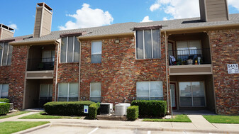 Lake Meadows Apartments