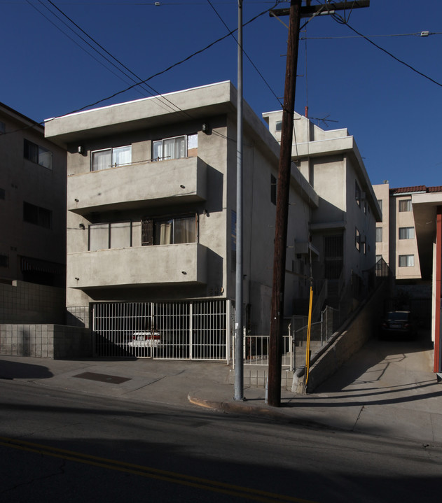 649 Alpine St in Los Angeles, CA - Building Photo