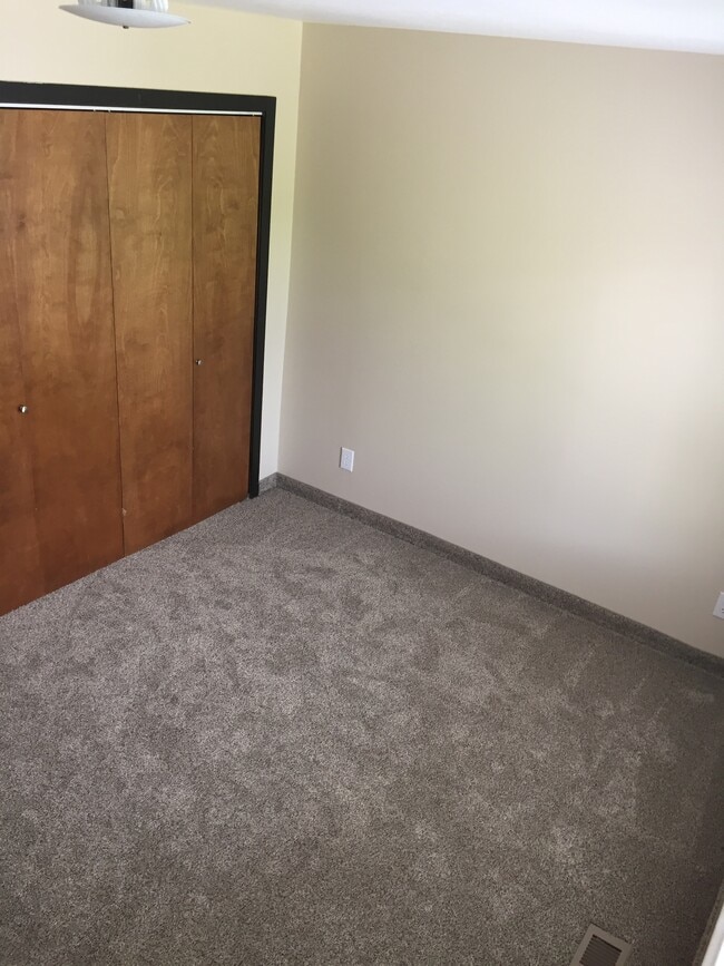 564 S 200 W, Unit 564 in Logan, UT - Foto de edificio - Building Photo