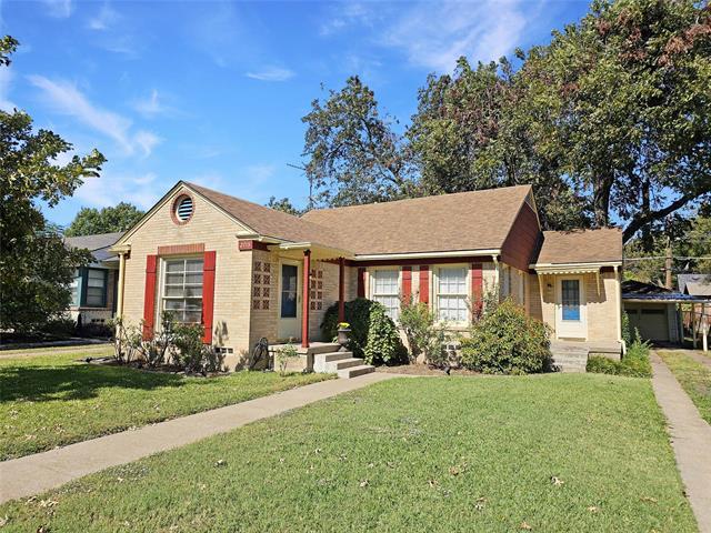 property at 2715 Burlington Blvd