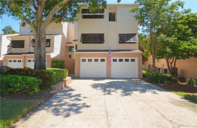 property at 13963 Lake Point Dr