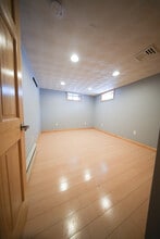 14 Amory St, Unit Unit 2 in Providence, RI - Foto de edificio - Building Photo