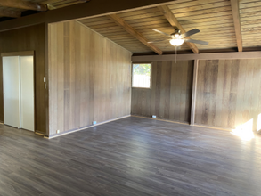 2518 Komo Mai Dr in Pearl City, HI - Building Photo - Building Photo