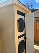 7722 Wish Ave in Van Nuys, CA - Building Photo - Building Photo