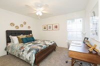 The Daphne Apartments photo'