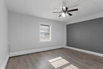 6023 N Kenmore Ave, Unit 1 in Chicago, IL - Foto de edificio - Building Photo