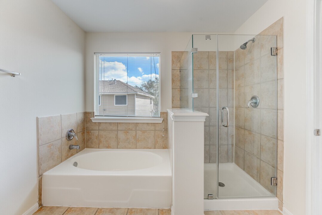 6118 Yorkglen Manor Ln in Houston, TX - Foto de edificio