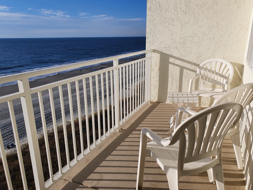 1709 S Ocean Blvd, Unit 710 in North Myrtle Beach, SC - Foto de edificio