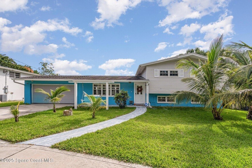 409 E Melbourne Ave in Melbourne, FL - Building Photo