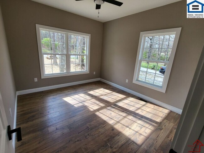 165 Lakeshire Dr, Unit 2203 in Crossville, TN - Building Photo - Building Photo