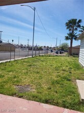 1927 Helen Ave in North Las Vegas, NV - Building Photo - Building Photo
