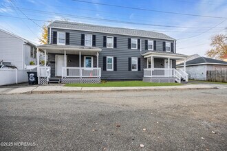 6 Orchard St in Matawan, NJ - Building Photo - Building Photo