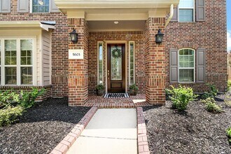 5603 Statfield Glen Ln in Katy, TX - Foto de edificio - Building Photo