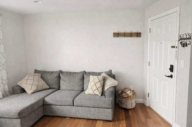 property at 413-415 9th St