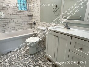 6253 Corbly Rd in Cincinnati, OH - Building Photo - Building Photo