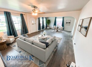 1748 S Main St in Salt Lake City, UT - Building Photo - Building Photo