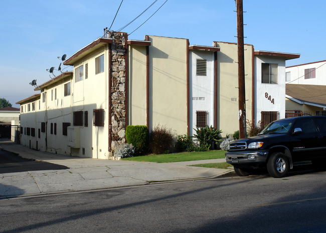 844 W Beach Ave in Inglewood, CA - Building Photo - Building Photo