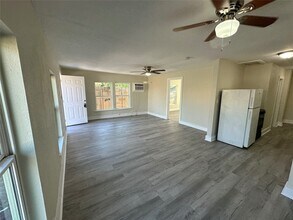 13017 Vickie Ln in Houston, TX - Building Photo - Building Photo