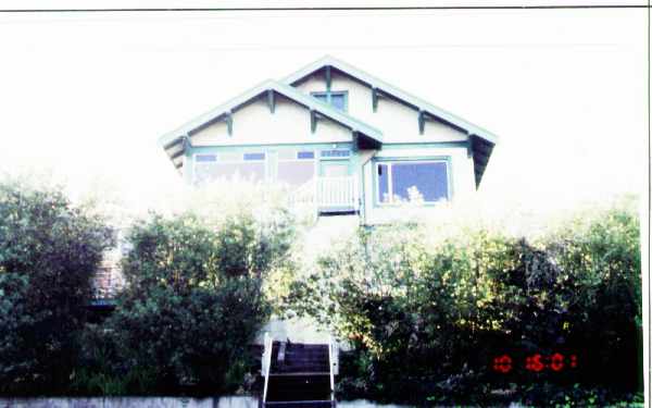 2155 Paradise Dr in Belvedere Tiburon, CA - Building Photo