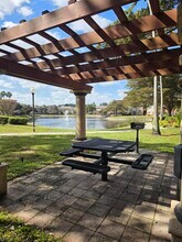 4175 N Haverhill Rd in West Palm Beach, FL - Foto de edificio - Building Photo