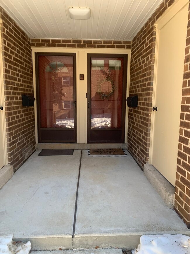 119 Old Forge Xing, Unit 119 in Devon, PA - Building Photo - Building Photo