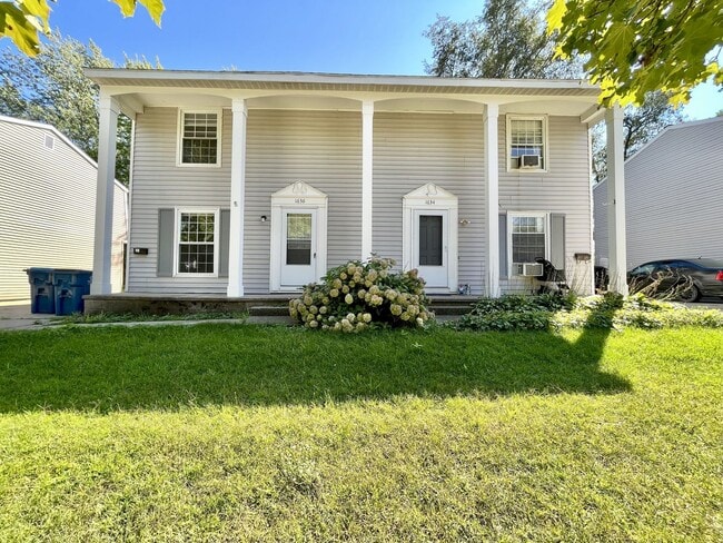 property at 1634-1636 Pennoyer Ave