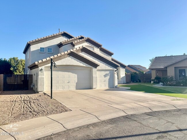 211 E Constitution Dr in Gilbert, AZ - Building Photo - Building Photo