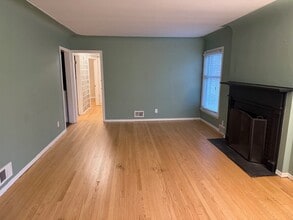 1501 Cornell Dr SE in Grand Rapids, MI - Foto de edificio - Building Photo