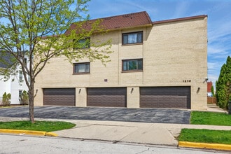 1258 Brown St in Des Plaines, IL - Building Photo - Building Photo