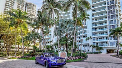 21150 Point Pl in Aventura, FL - Building Photo - Building Photo