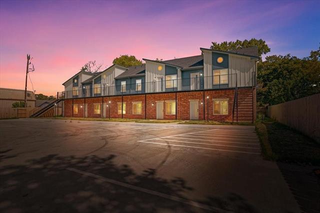 515 S 1st St-Unit -3 in Sherman, TX - Building Photo