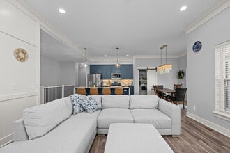 6795 Genesis Way in Bettendorf, IA - Building Photo - Building Photo