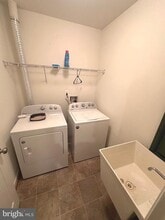 2100 Abbottsbury Way in Woodbridge, VA - Building Photo - Building Photo