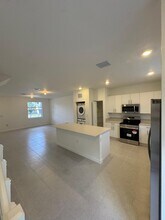 95 SE 11th St in Florida City, FL - Building Photo - Building Photo