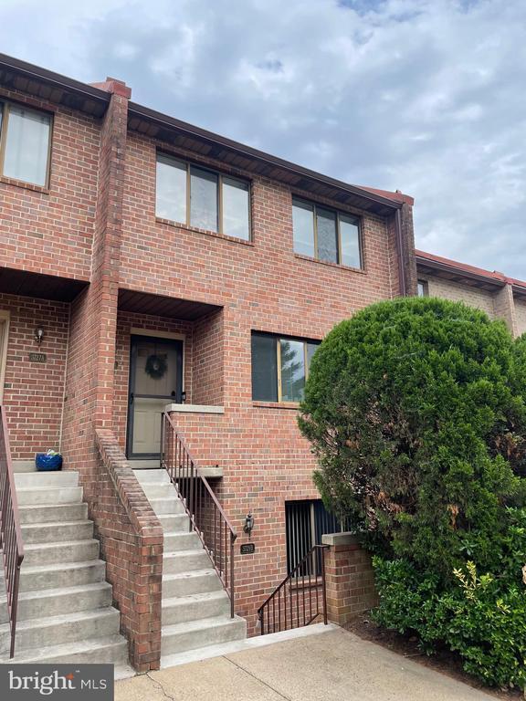 3729 Madison Ln in Falls Church, VA - Foto de edificio - Building Photo
