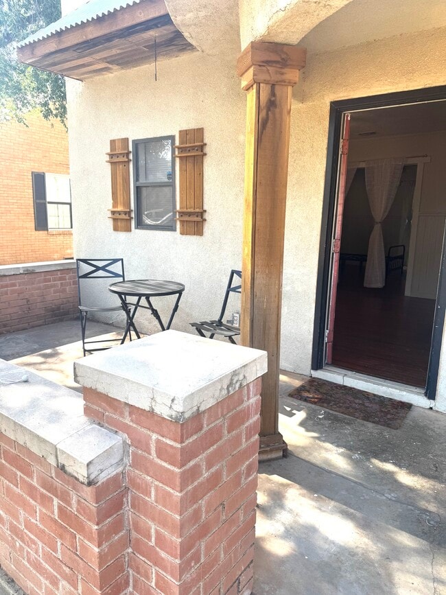 2304 14th St in Lubbock, TX - Building Photo - Building Photo