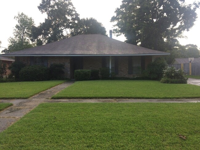 property at 5148 Floynell Dr