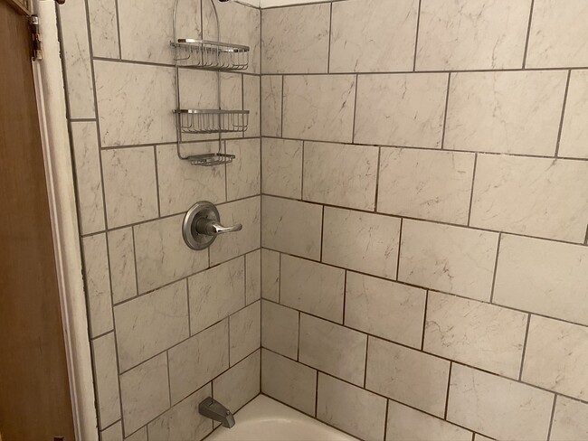 9891 Garvey Dr, Unit 1st floor