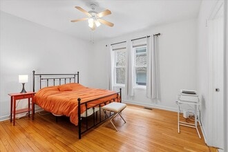 6445 N Greenview Ave, Unit 1 in Chicago, IL - Building Photo - Building Photo