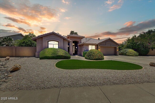 13383 W Alvarado Dr