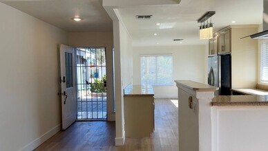 3111 Blossom Glen Dr in Henderson, NV - Building Photo - Building Photo