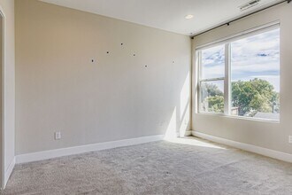 1725 Eaton St in Lakewood, CO - Building Photo - Building Photo