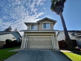 2750 Parkview Terrace in Fairfield, CA - Building Photo