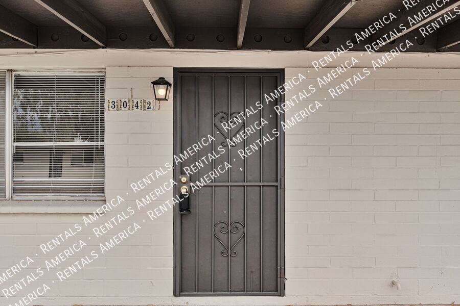 3042 N Sparkman Blvd in Tucson, AZ - Building Photo