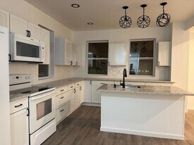 5044 S Old 3C Hwy in Westerville, OH - Building Photo