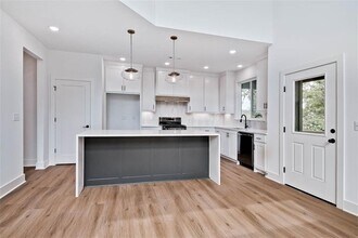 3 Latheron Ln in Bella Vista, AR - Building Photo - Building Photo